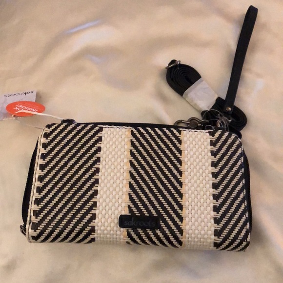 sakroots Woven Large Smart Phone Crossbody Bag Black & White Soulful Desert NWT - Picture 6 of 16